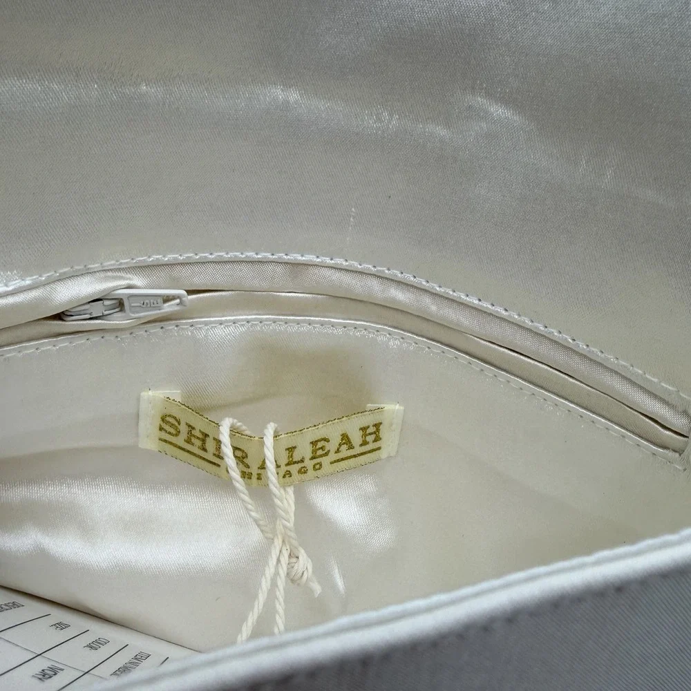Shiraleah Chicago Reiki Clutch Ivory Embroidered Metallic Foldover Bag NWT‎